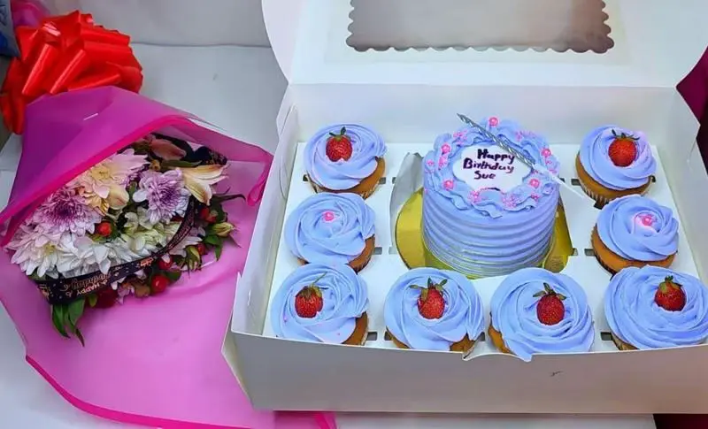 Bento Cake Package + Small FlowersJaytal House Of Cake
