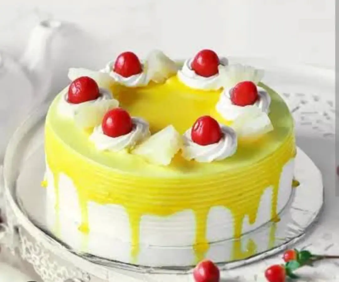 Pinacolada Yellow Drip Cake