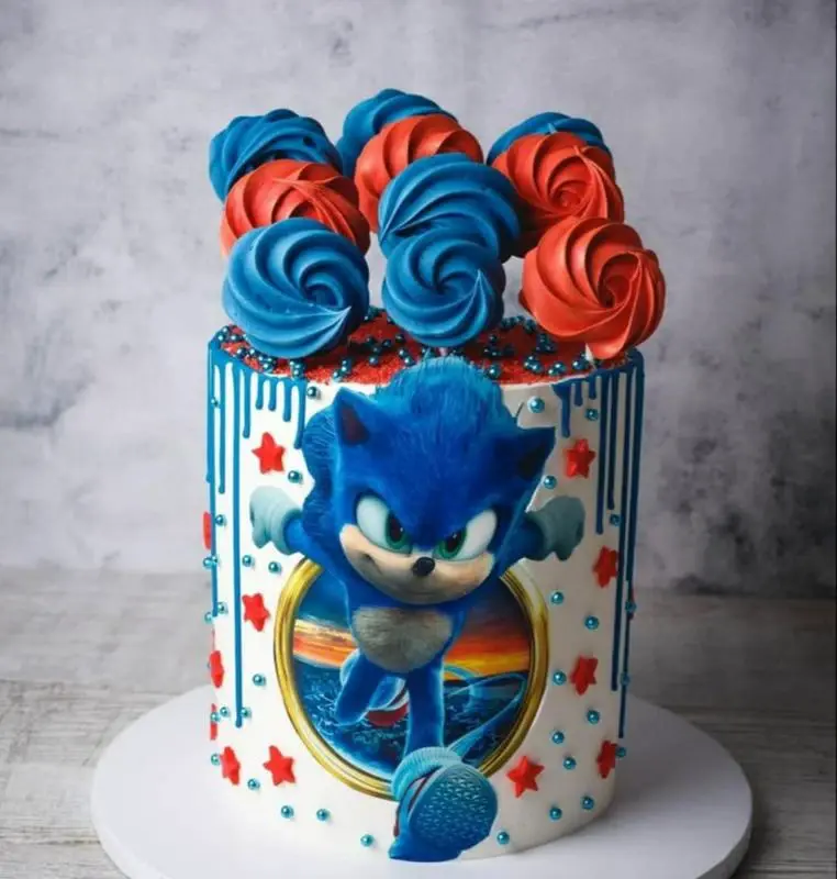 Sonic Themed Cake